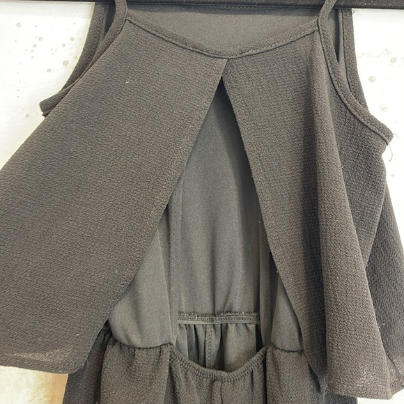 Black partly open back skort dress size x-large - Picture 4 of 5